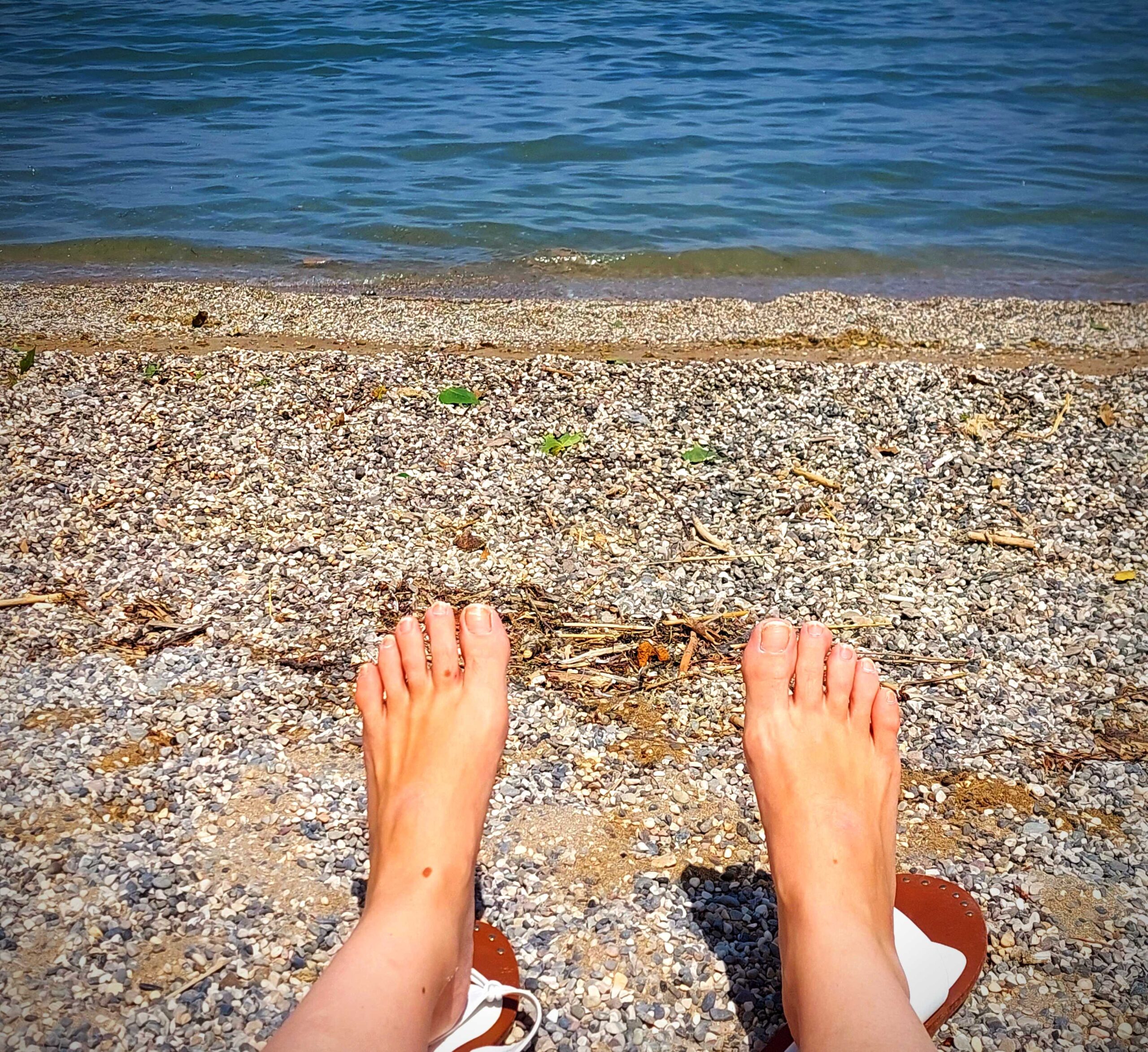 barefeet, beach, San Simon, Simonov zaliv, bay, baia, plaža, plage, bosih nog naokrog, a piedi nudi,